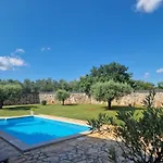 Annabelle Villa