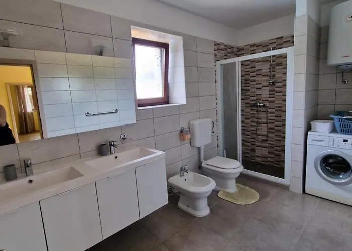 Annabelle *