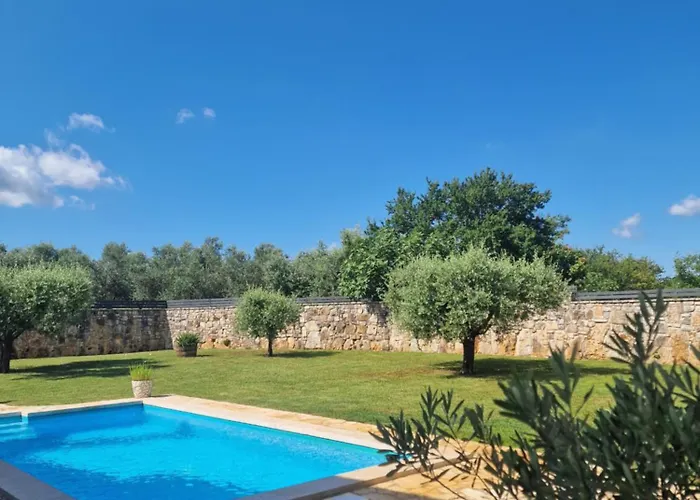 Annabelle Villa