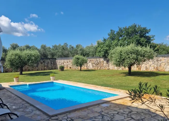 Annabelle Villa